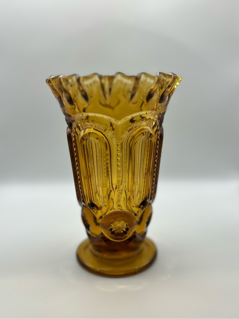 Vintage LE Smith Moon & Star
Amber Glass Vase
Crimped Rim 6.75" tall